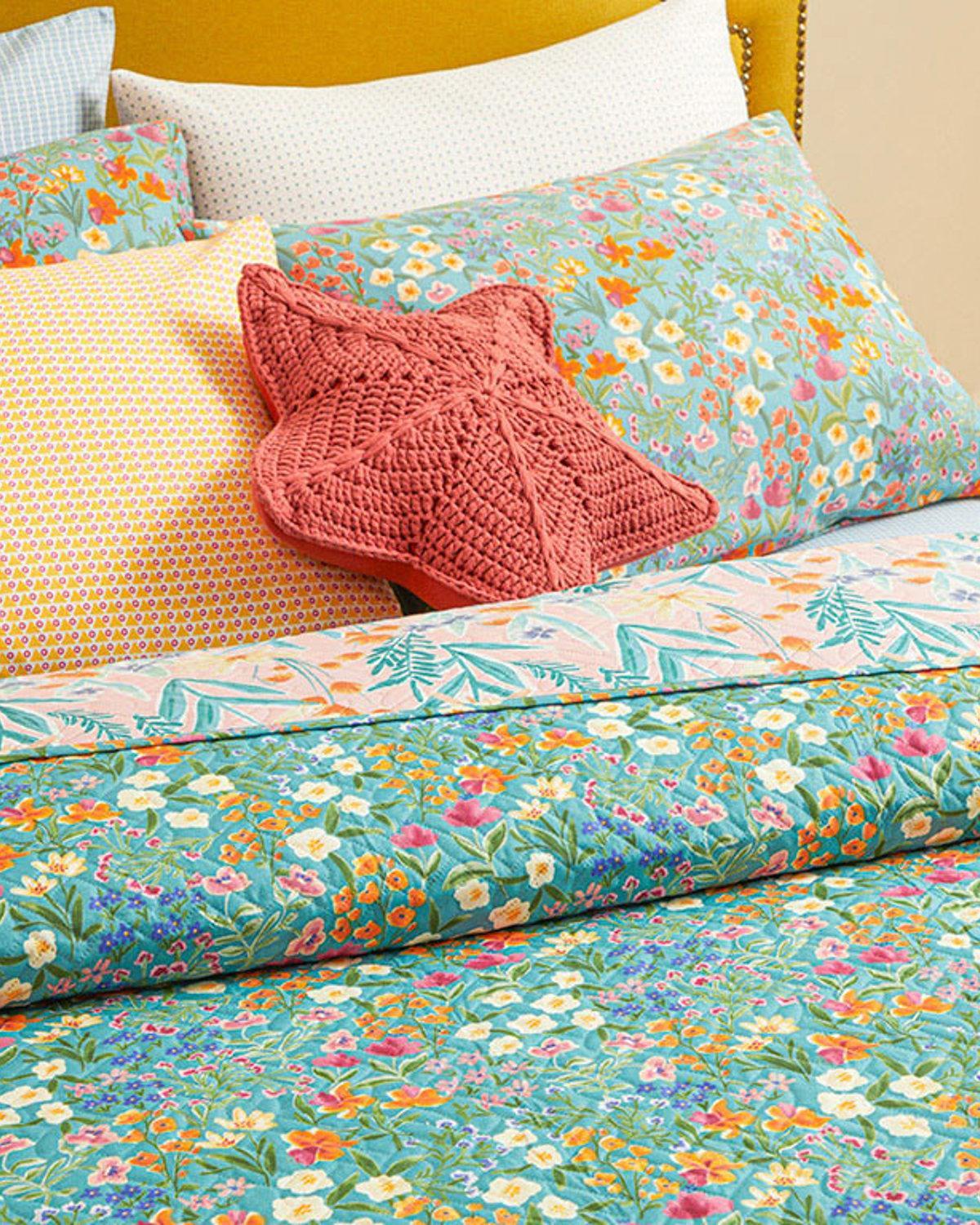 Joyous Florets Double Person Multi-Purposed Quilt 200x220 cm Pink