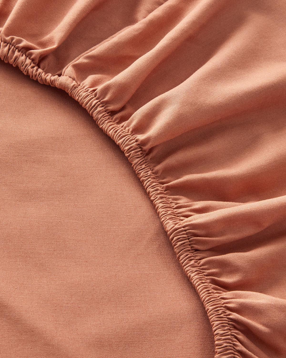 Lenjerie de pat completa pentru doua persoane, Blaze, bumbac-viscoza-poliester, 200x220 cm/160x200 cm/50x70 cm, terracot