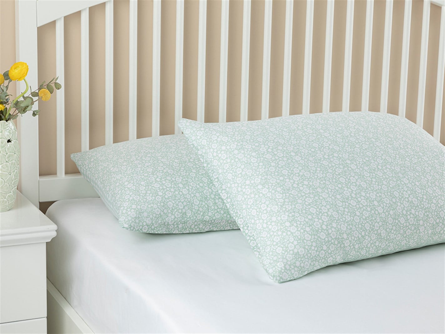 Liberty Blossom 57 Tel / 144 Numărul de fir 2 set 50x70 cm Seledon,