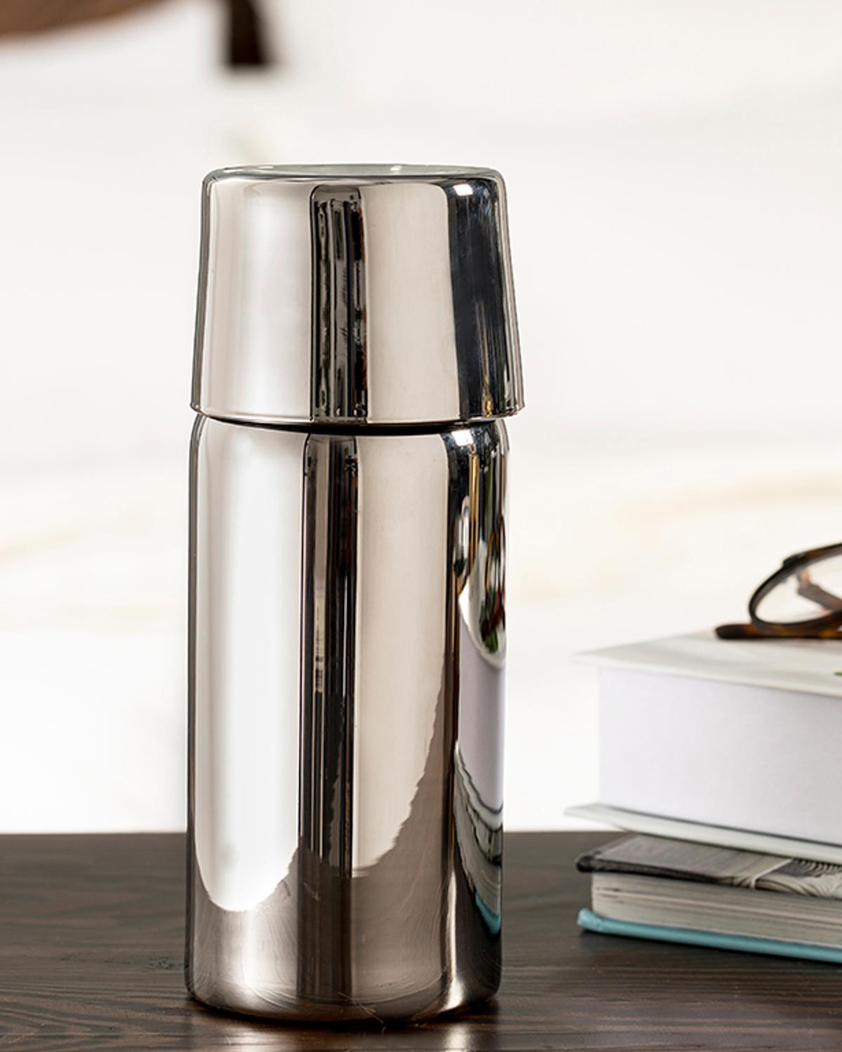 Lydia Glass Bedside Pitcher 700 ml Silver.