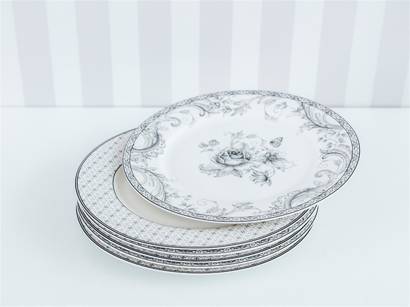 Magie neagră  6 set 20 cm Anthracite