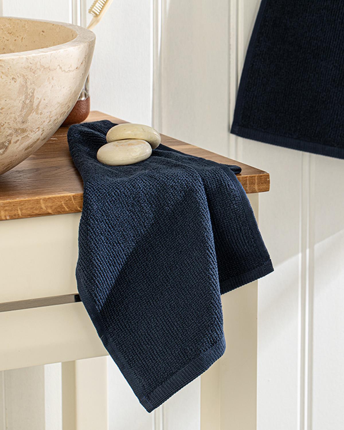 Maris Cottony Hand Towel 30x40 cm Dark Blue
