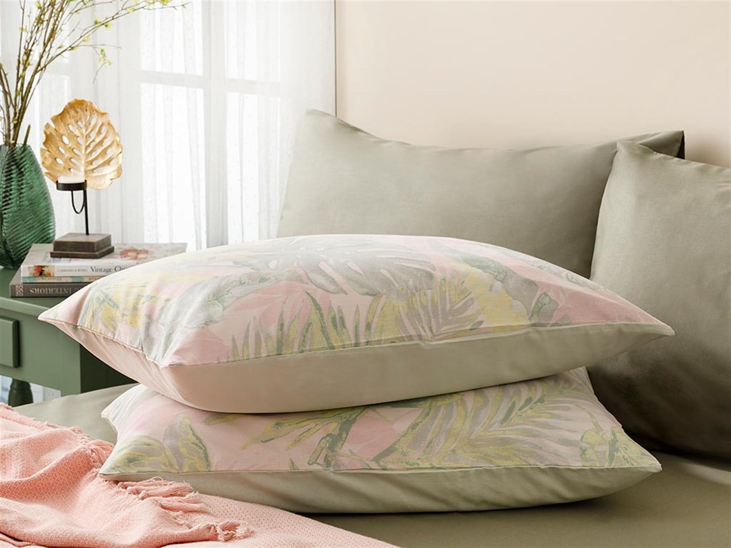 Palmieri 57 Tel / 144 Numărul de fir 2 set 50x70 cm Roz
