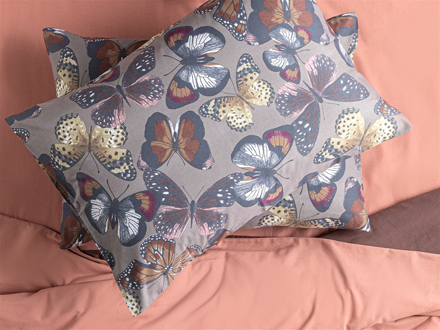 Papilions 57 Tel / 144 Numărul de fir 2 set 50x70 cm Mint-lilac-roz