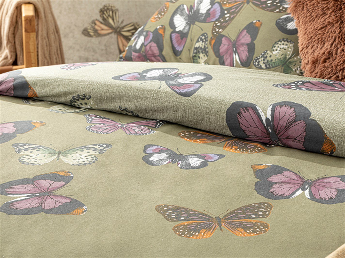 Papilions 57 Tel / 144 Numărul de fir Meniu mare 240x220 cm Mint-lilac-roz