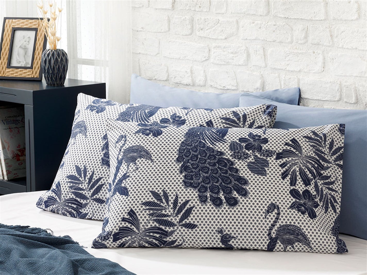 Peafowl 57 Tel / 144 Numărul de fir 2 set 50x70 cm Albastru