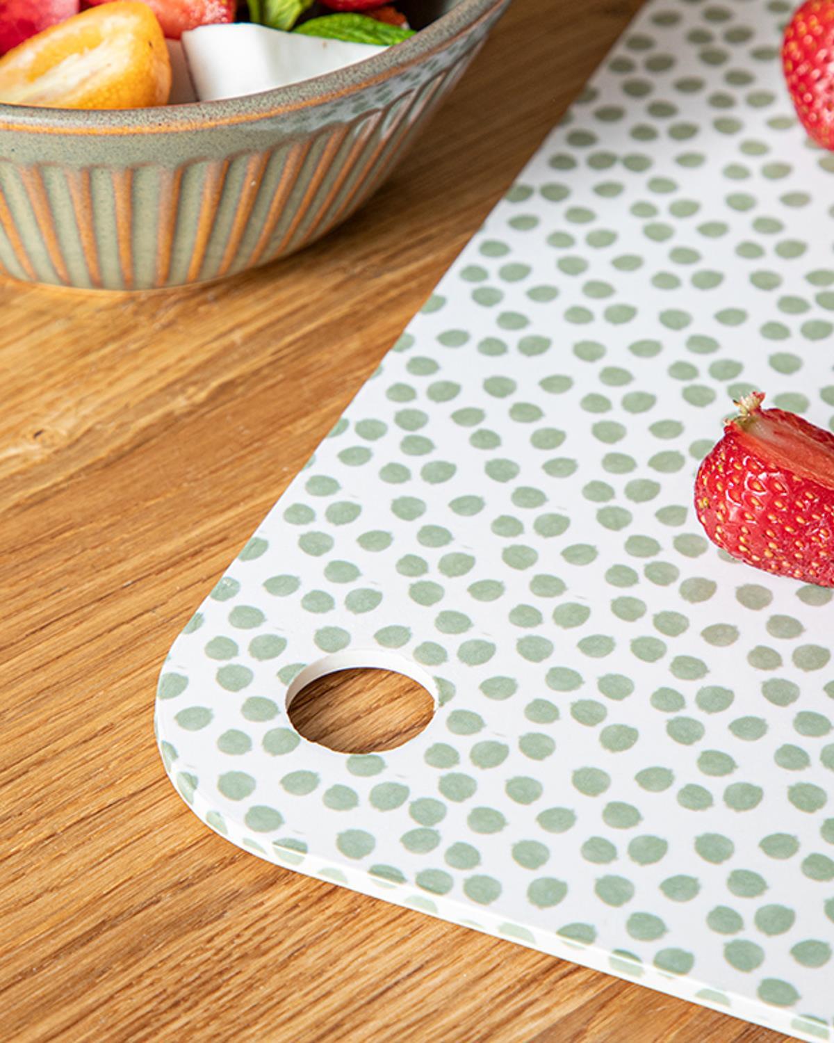 Pebbles Melamine Cutting Board 35x25 cm Green