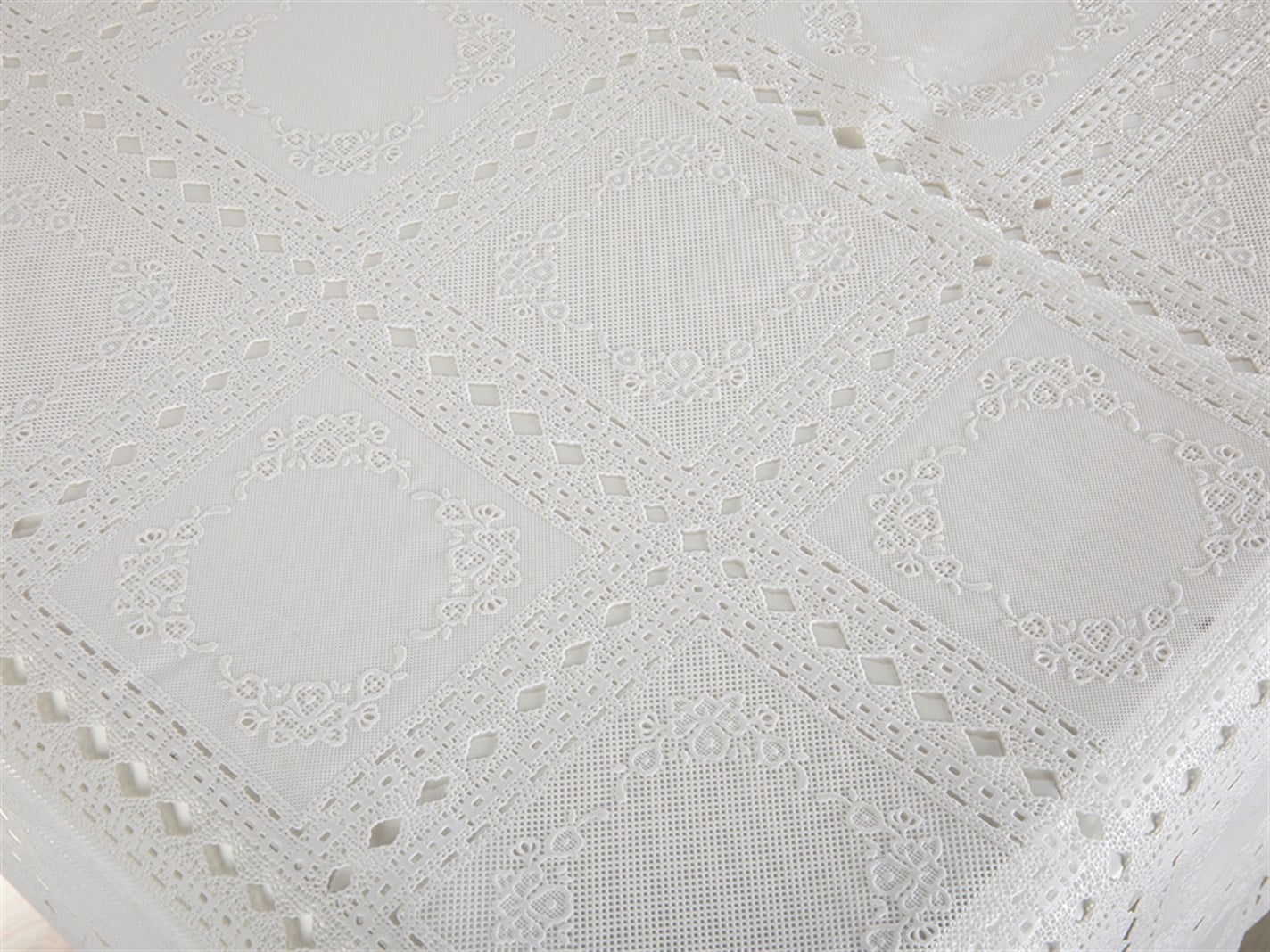 peticire Guipure  137x182 cm Alb