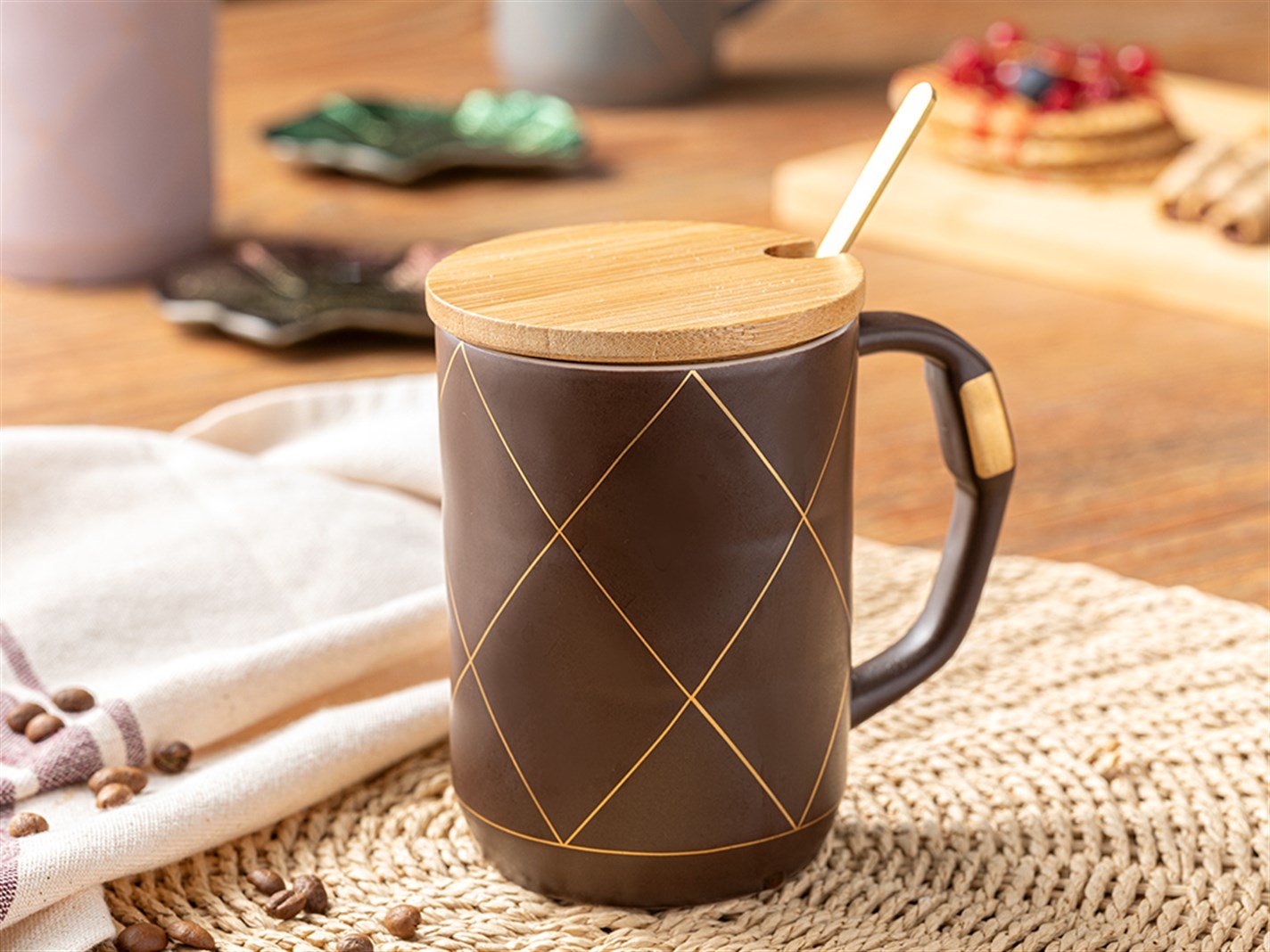 Riga # Lidded with spoon 385 ml Brown