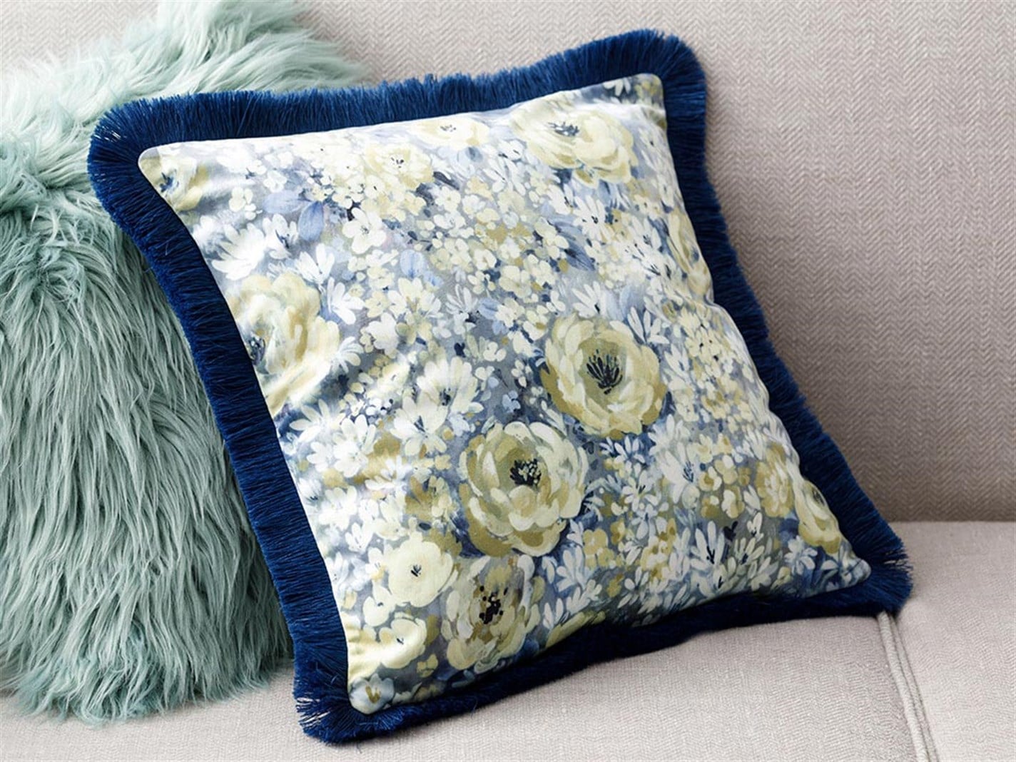 Romantic Floral  Fringed 45x45 cm Albastru gri-navy