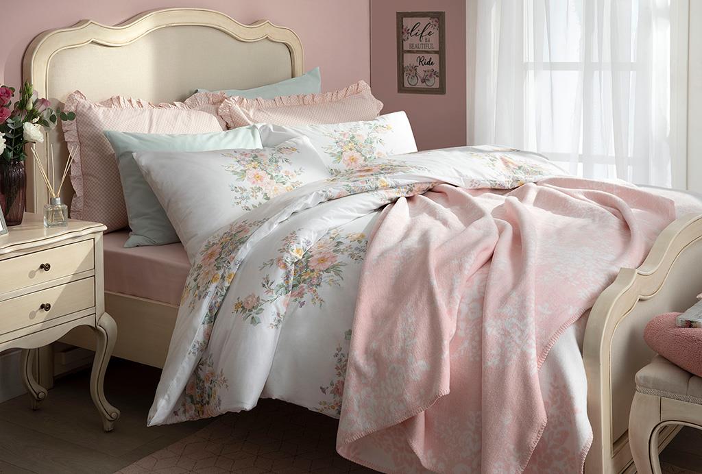Rosita Cottony Double Person  PĂTURĂ 200x220 cm Pink - White