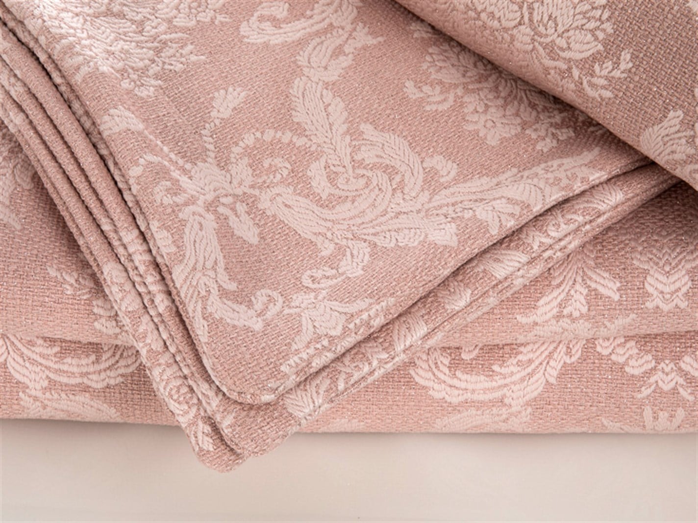 Rosy Damask Jacquard Persoană dublă 240x260 cm Roz pulbere.