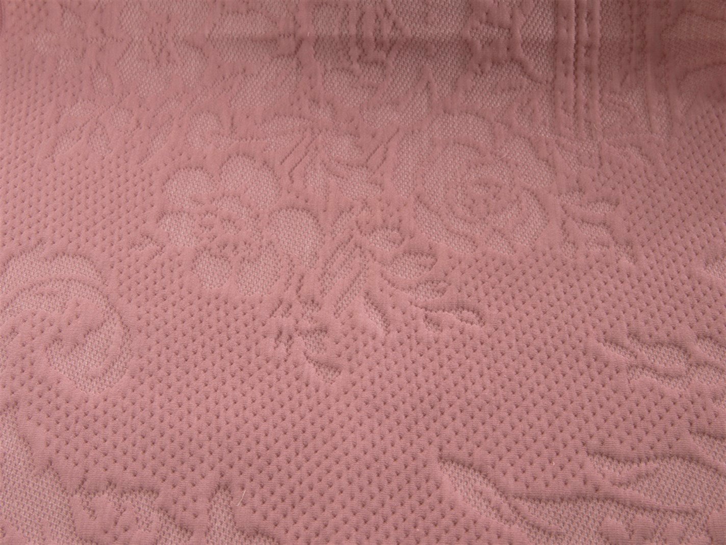 Rosy Damask  Persoană dublă 240x260 cm Roz
