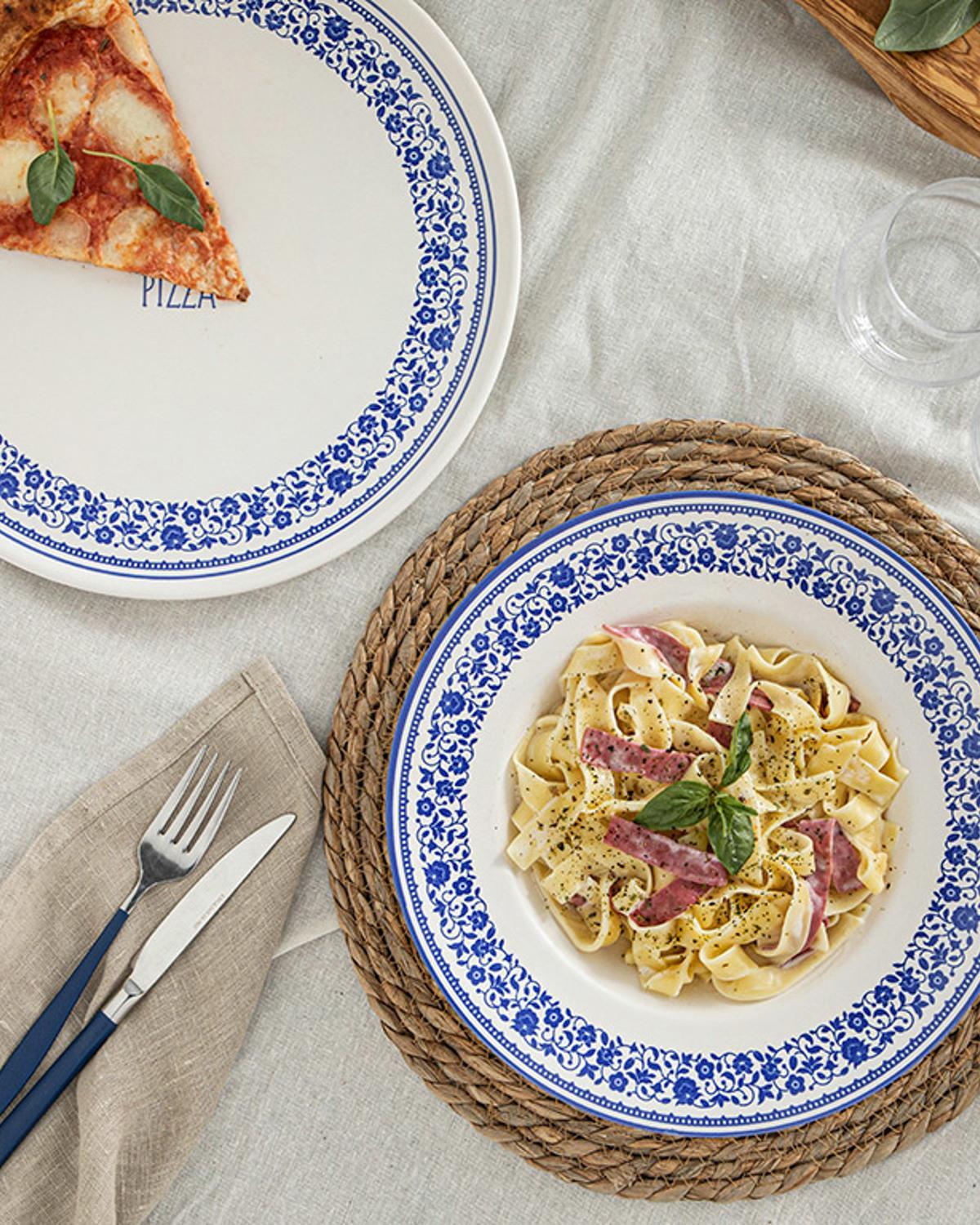 Savory Silicone Pasta Dish 28 cm Blue
