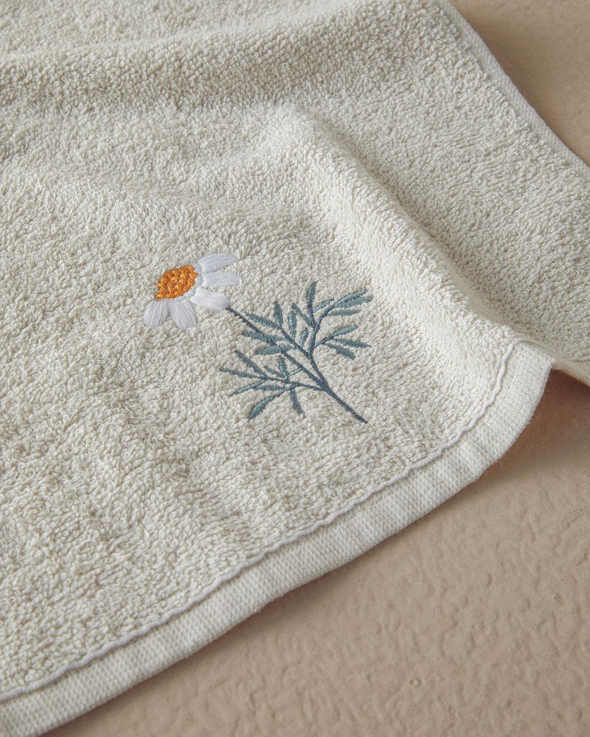 Set 2 prosoape, Daisy Garden, bumbac, 50x80+30x45 cm, bej