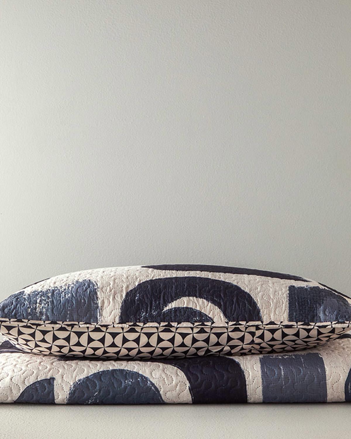 Multipurpose For One Person Bed Quilt Set 160x220 cm Black