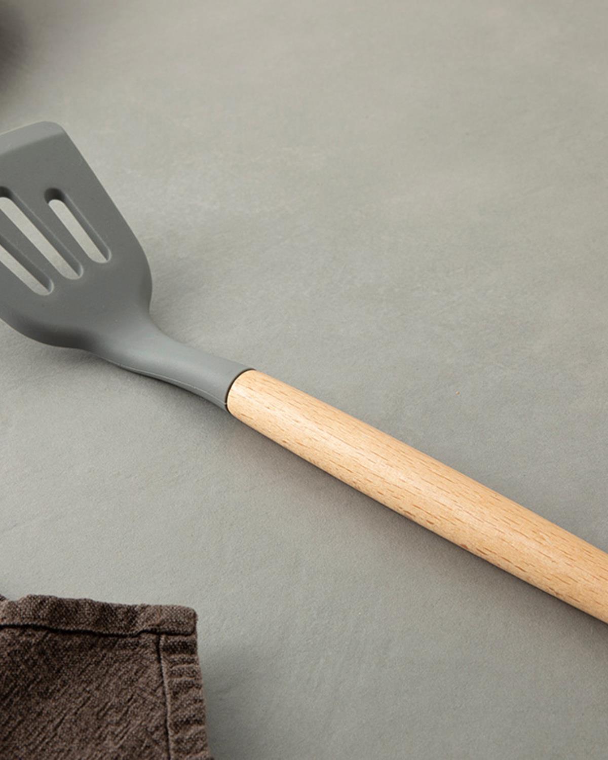 Spatulă perforată, Liana, silicon, 32 cm, gri