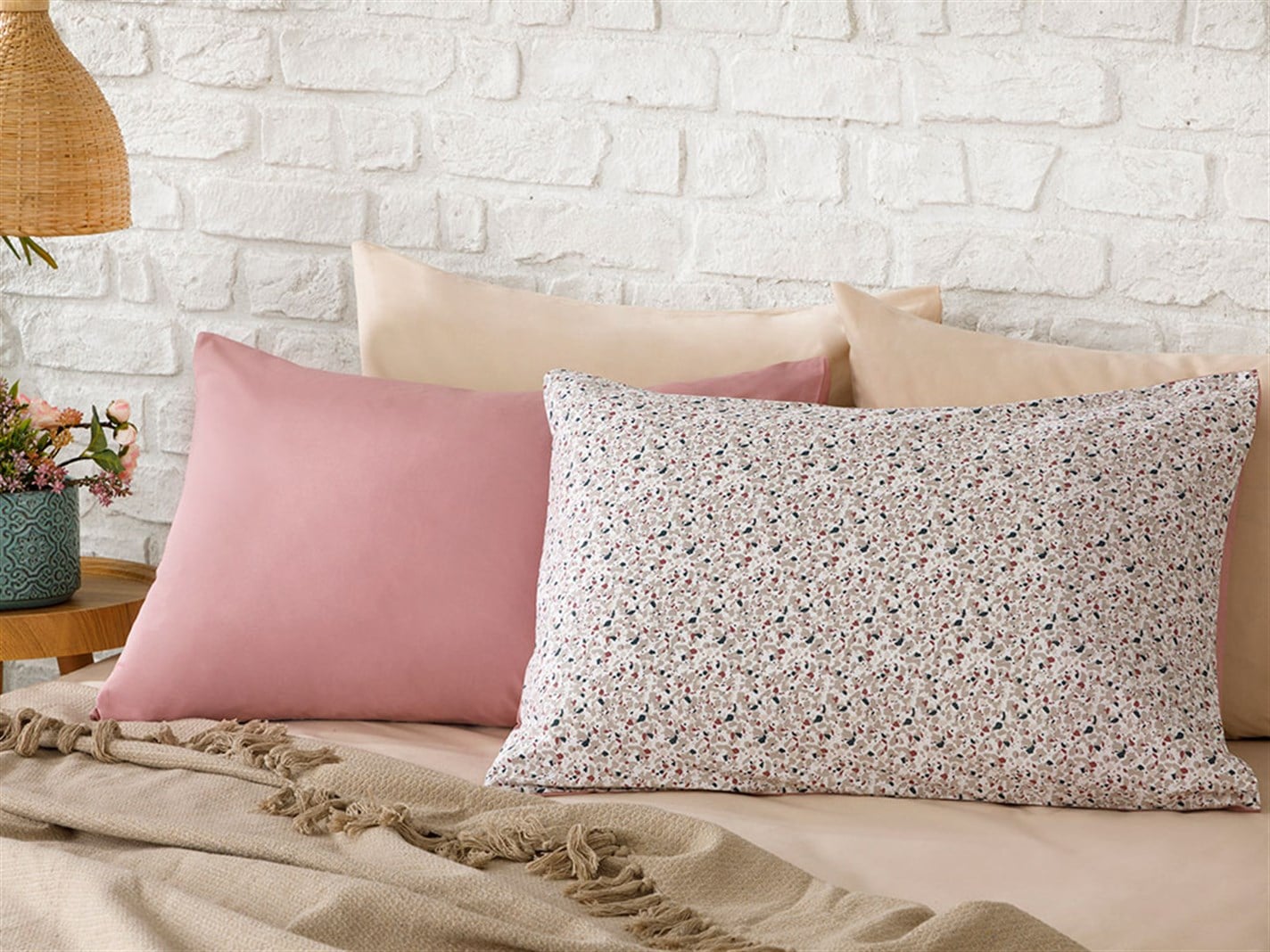 Terazzo 57 Tel / 144 Numărul de fir 2 set 50x70 cm Burgundia-gri