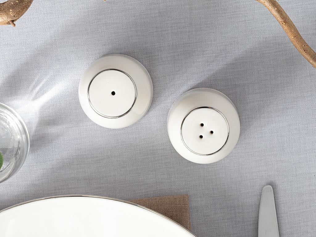 Torino Porcelain Salt And Pepper Shak 5,5x5 cm Silver.