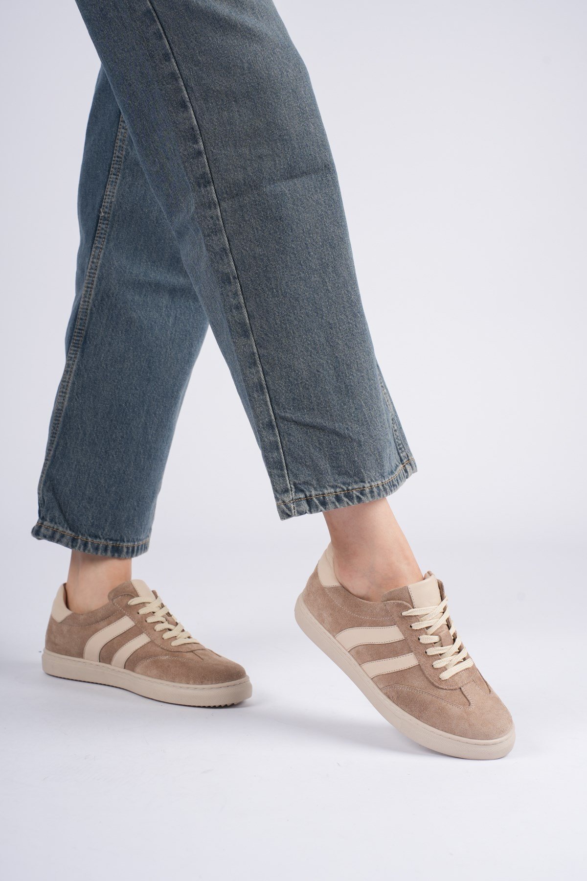 London Kadın Sneaker Dış Yüzey İçi Deri Comfort Yumuşak Taban Günlük Ayakkabı