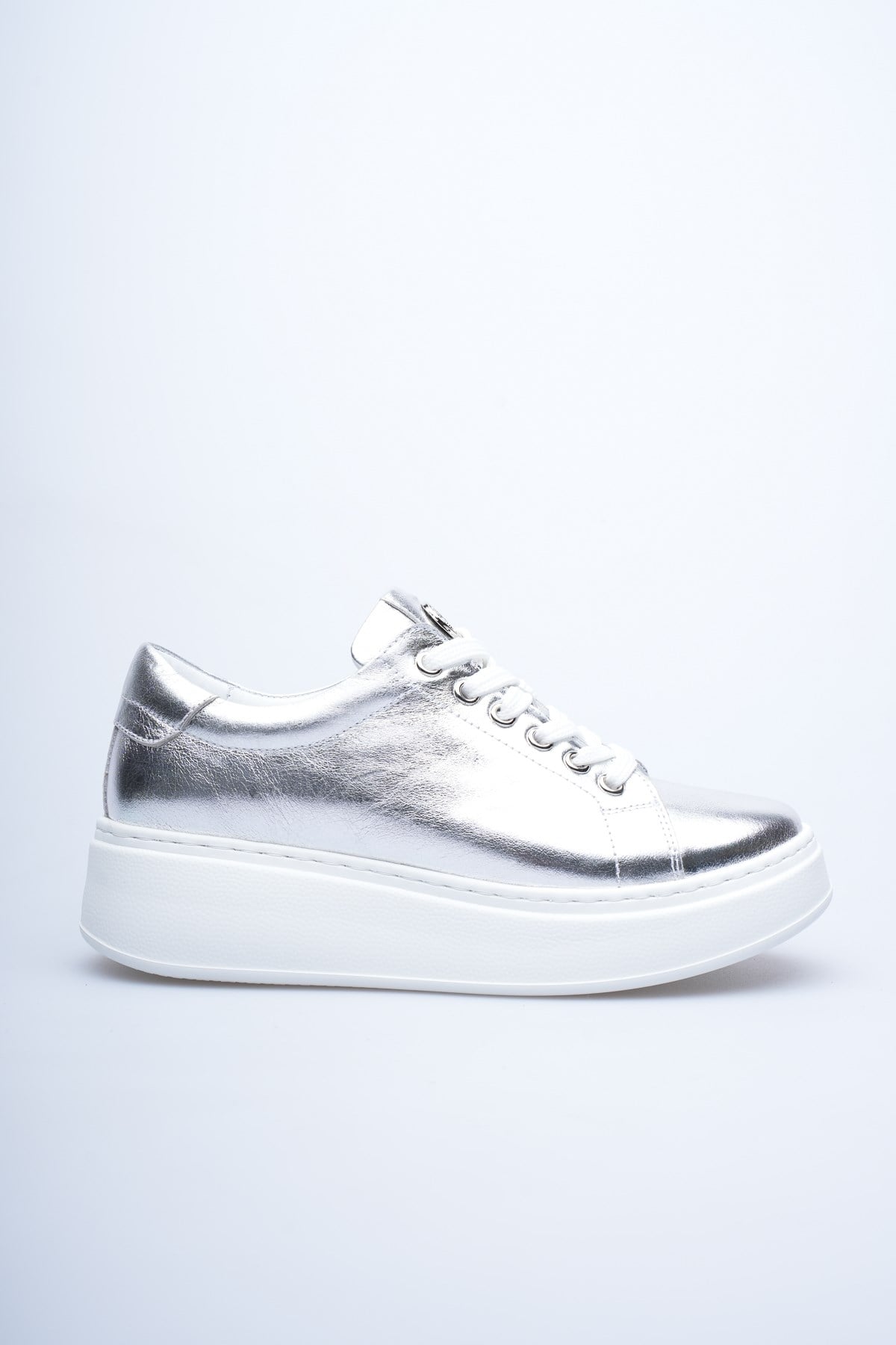 Paris Hakiki Deri Kadın Sneaker Comfort Yumuşak Günlük Spor Ayakkabı Gümüş