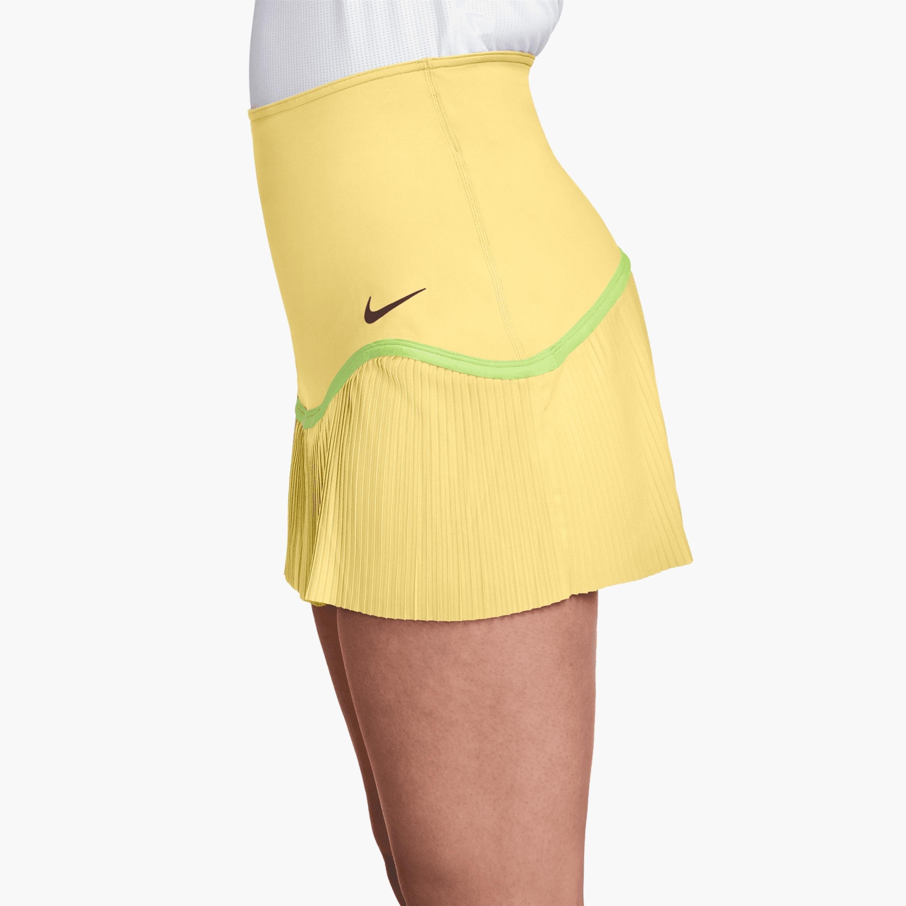 Nike Dri-FIT Advantage Tenis Eteği