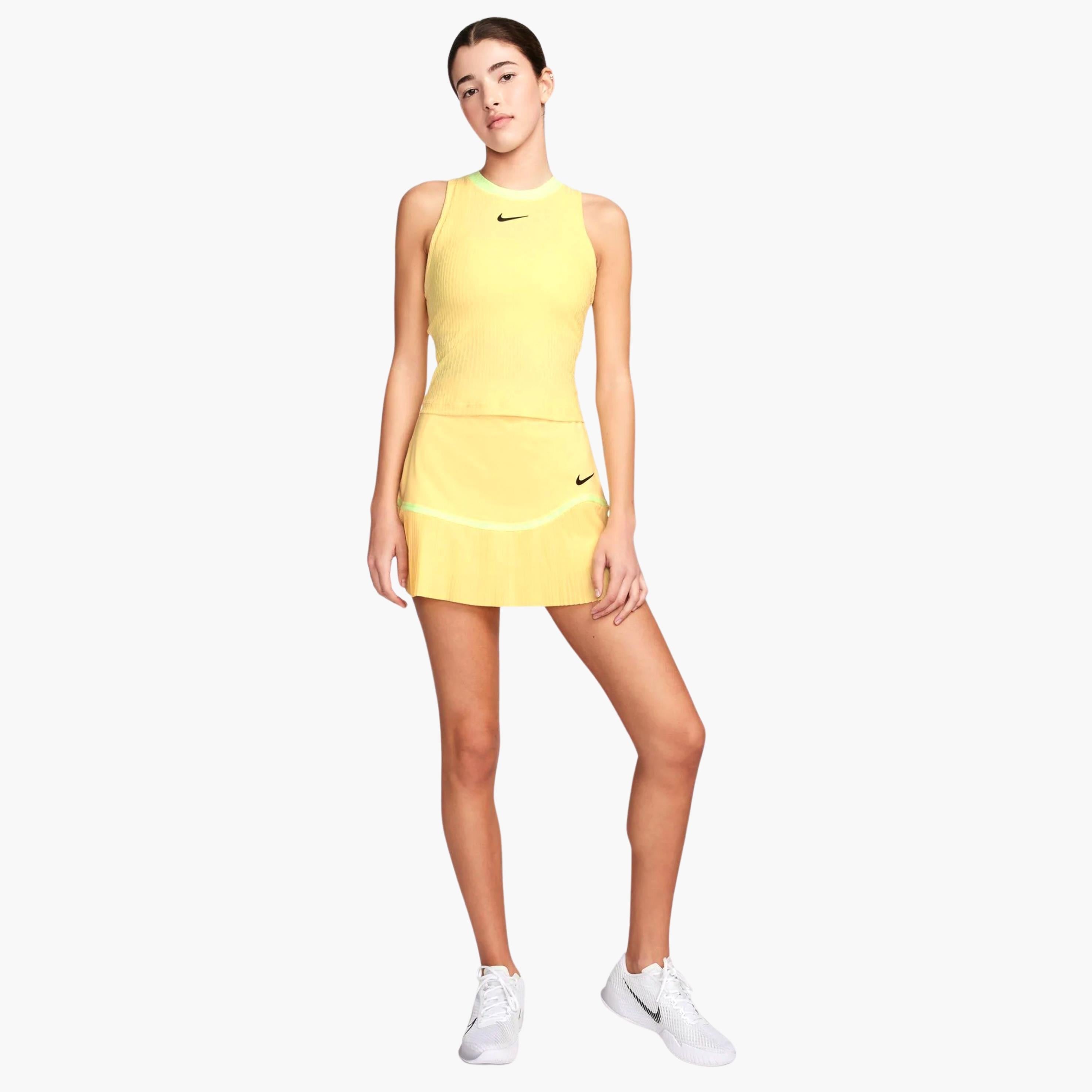 Nike Dri-FIT Advantage Tenis Eteği