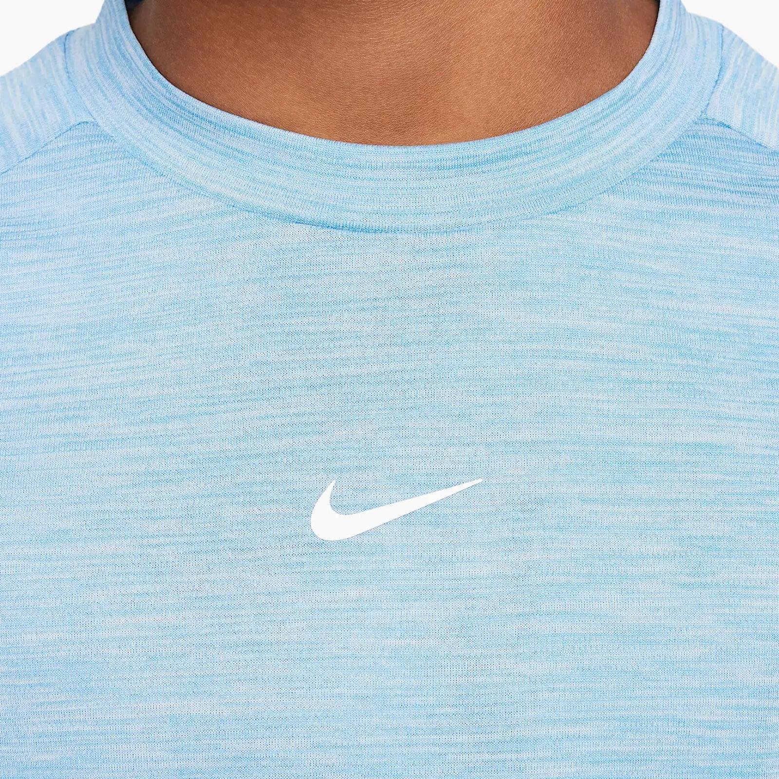 Nike Dri-FIT Multi Genç Çocuk Tişört
