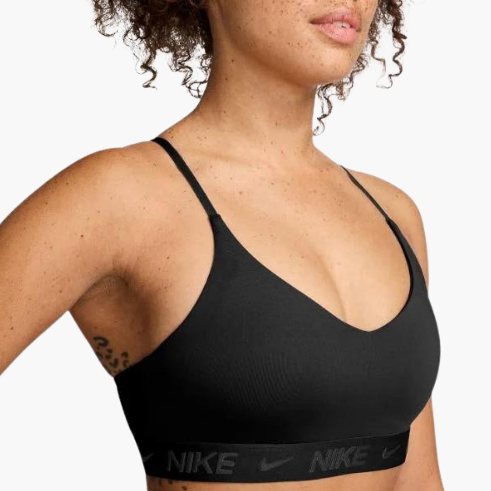Nike Indy Hafif Destek Dolgulu Ayarlanabilir Spor Sütyeni