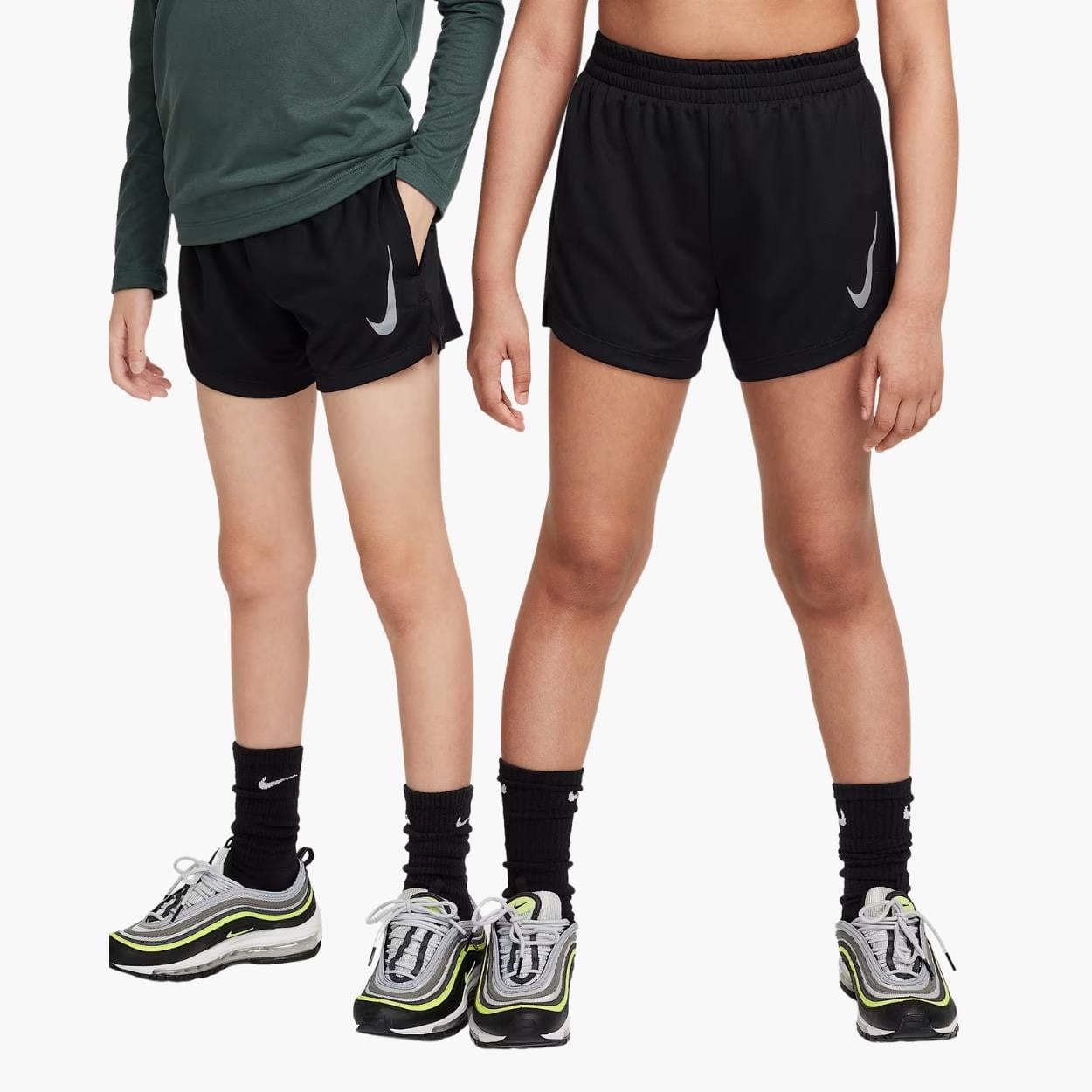 Nike Multi Dri-FIT Genç Çocuk Antrenman Şortu - Siyah