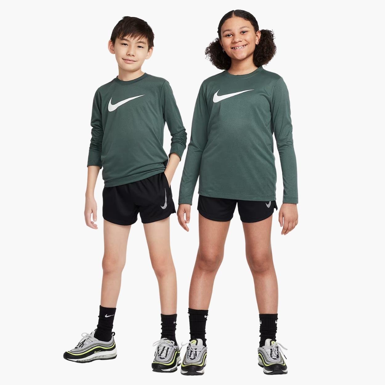 Nike Multi Dri-FIT Genç Çocuk Antrenman Şortu - Siyah