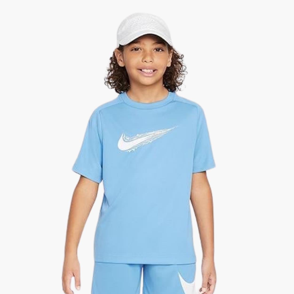 Nike Multi Dri-FIT Genç Çocuk T-Shirt - Açık Mavi