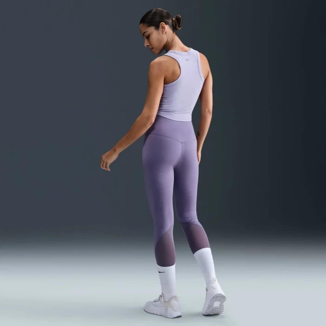 Nike One Fitted Dri-FIT Crop Atlet 