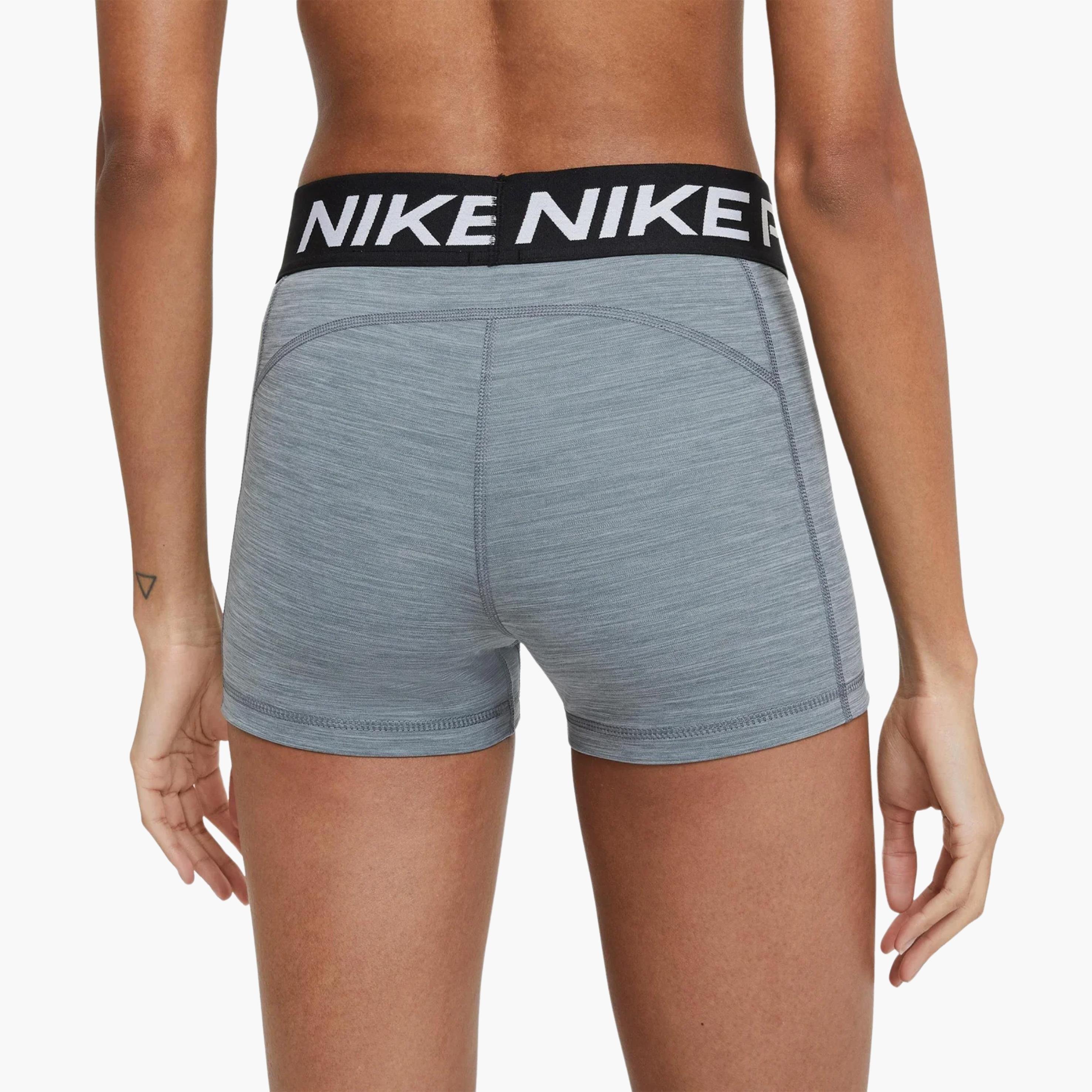Nike Pro 365 8 cm Şort