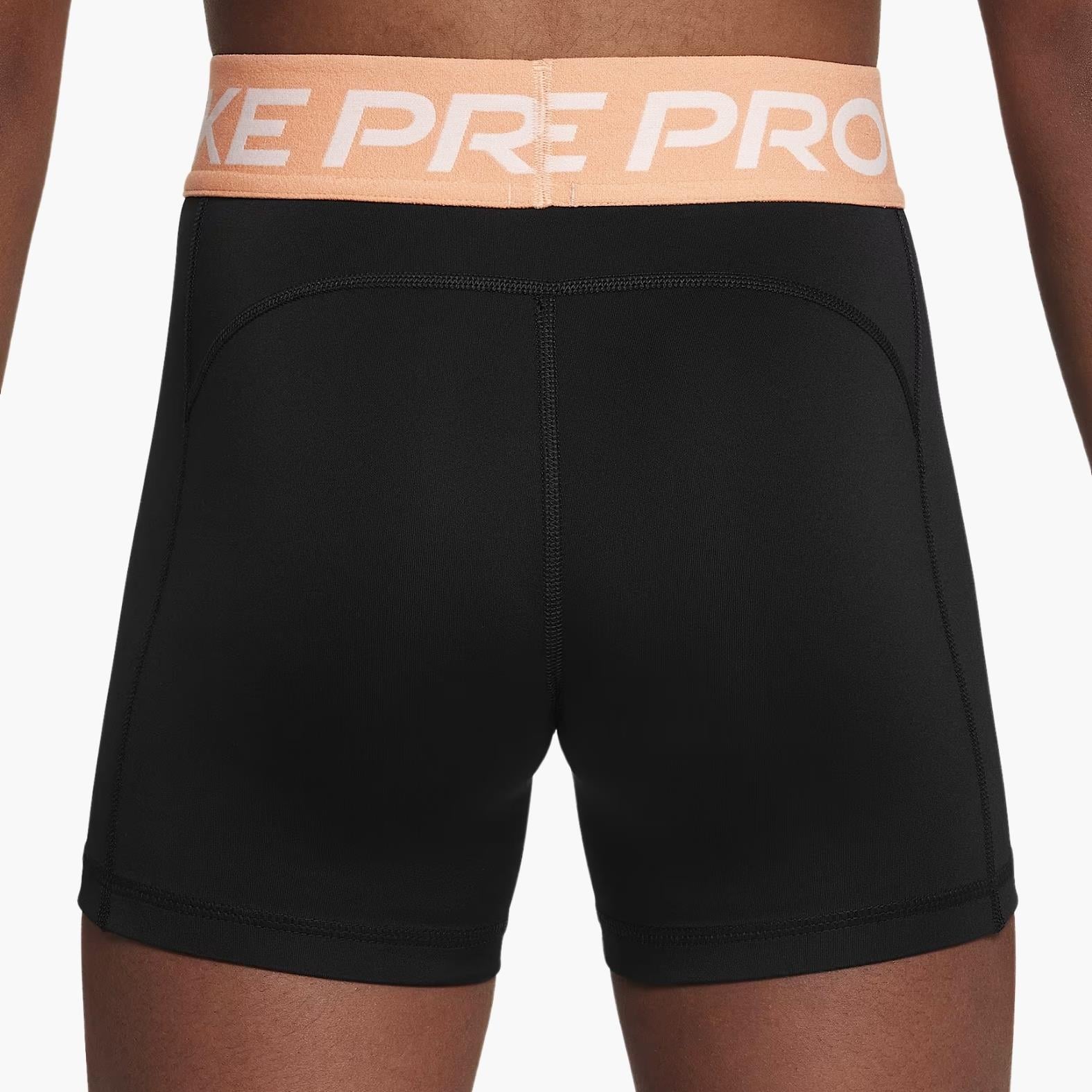 Nike Pro Dri-FIT 3'ü 1 Arada 8 cm Genç Kız Şortu - Siyah