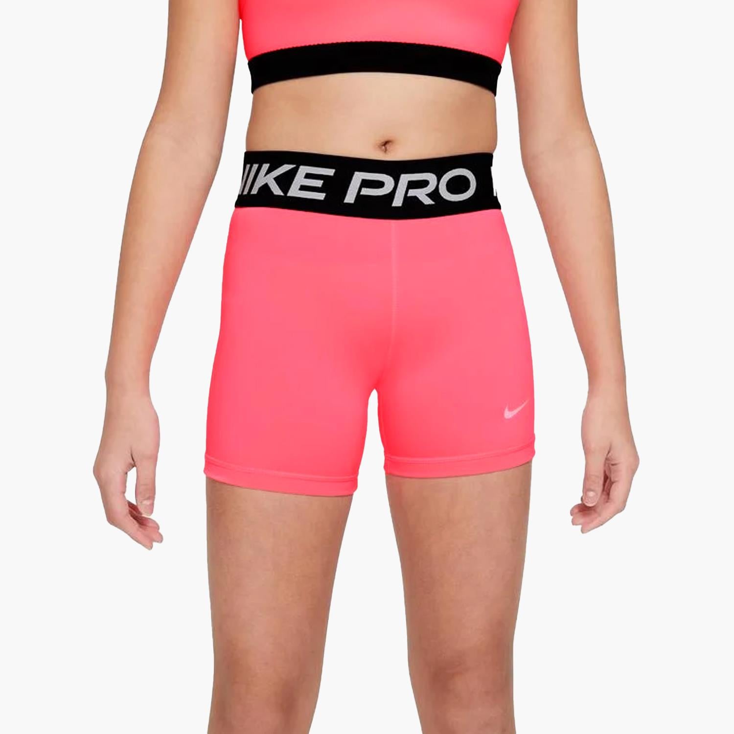 Nike PRO Dri-FIT 3'ü 1 Arada 8 cm Genç Kız Şortu