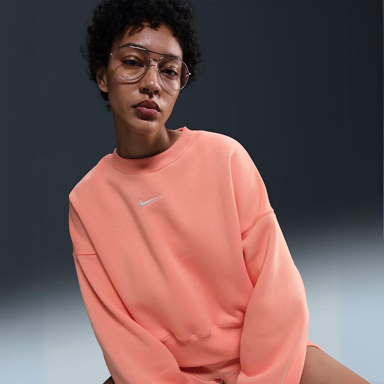 Nike Sportswear Phoenix Fleece Ekstra Bol Kesimli Sıfır Yakalı Kadın Sweatshirt'ü
