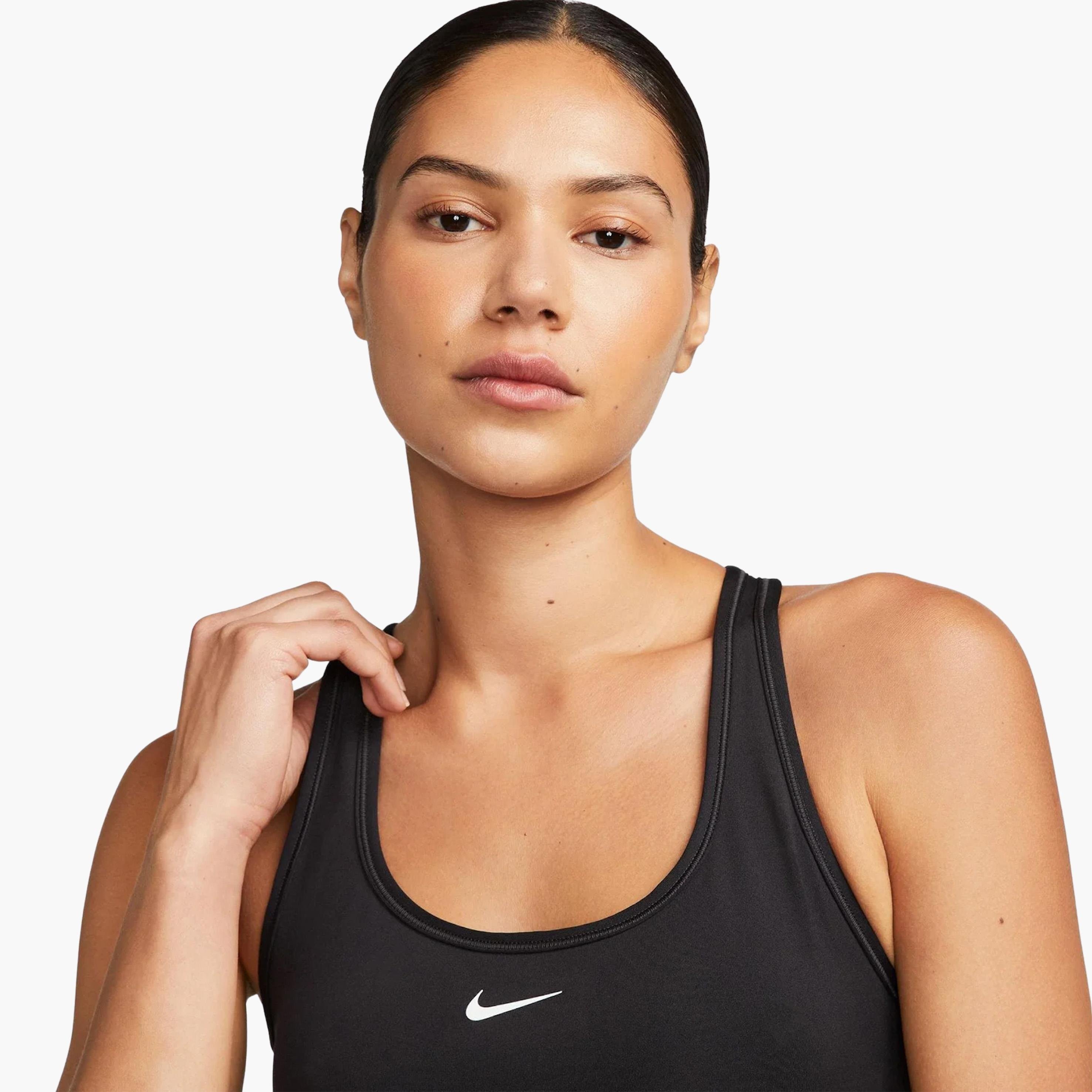 Nike Swoosh Light Support Dolgusuz Spor Sütyeni