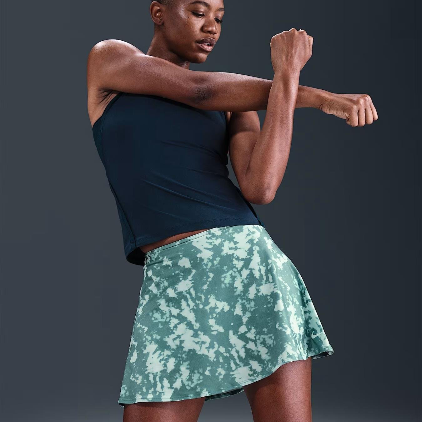 Nike Victory Dri-FIT Fırfırlı Baskılı Tenis Eteği 