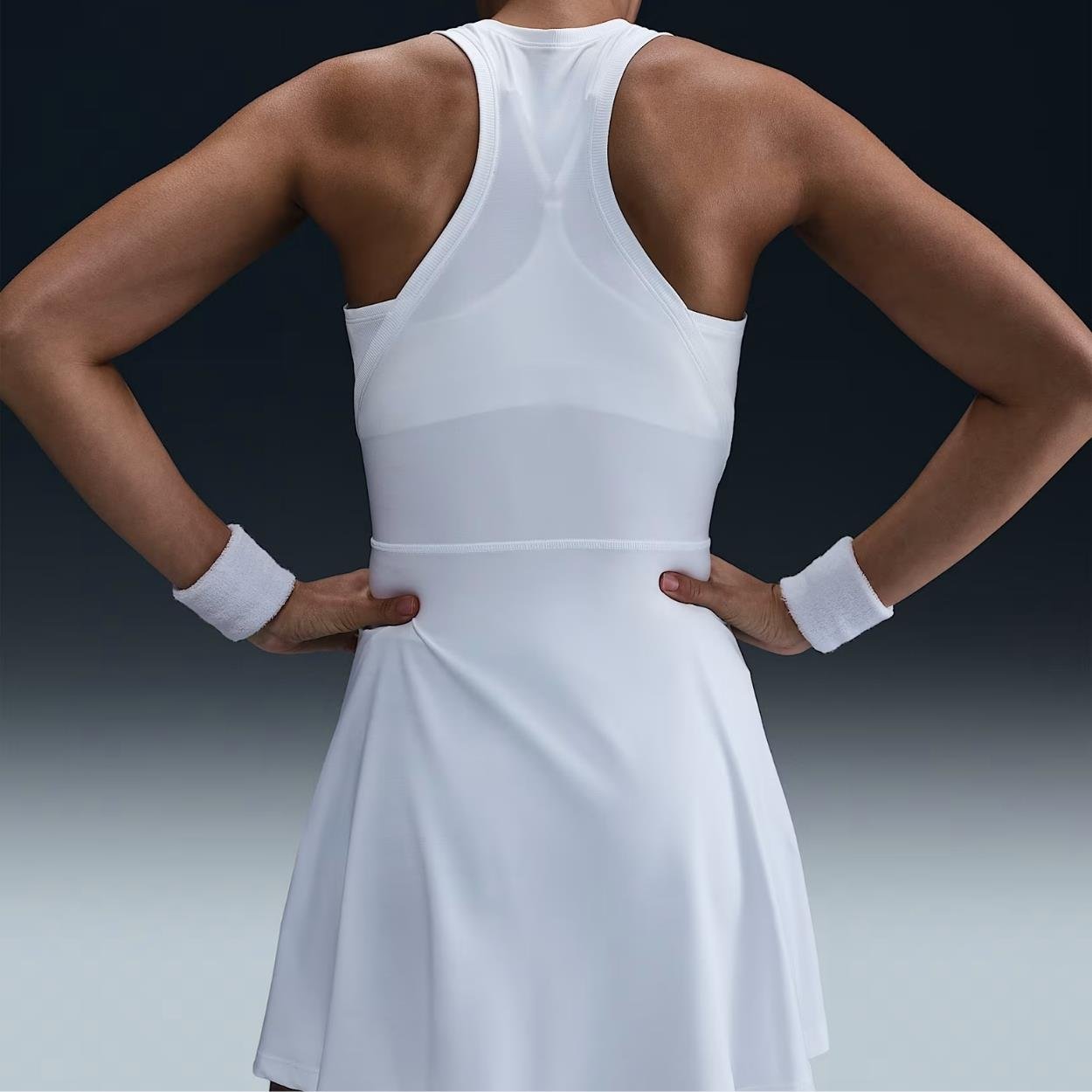 Nike Victory Dri-FIT Kadın Tenis Elbisesi - Beyaz