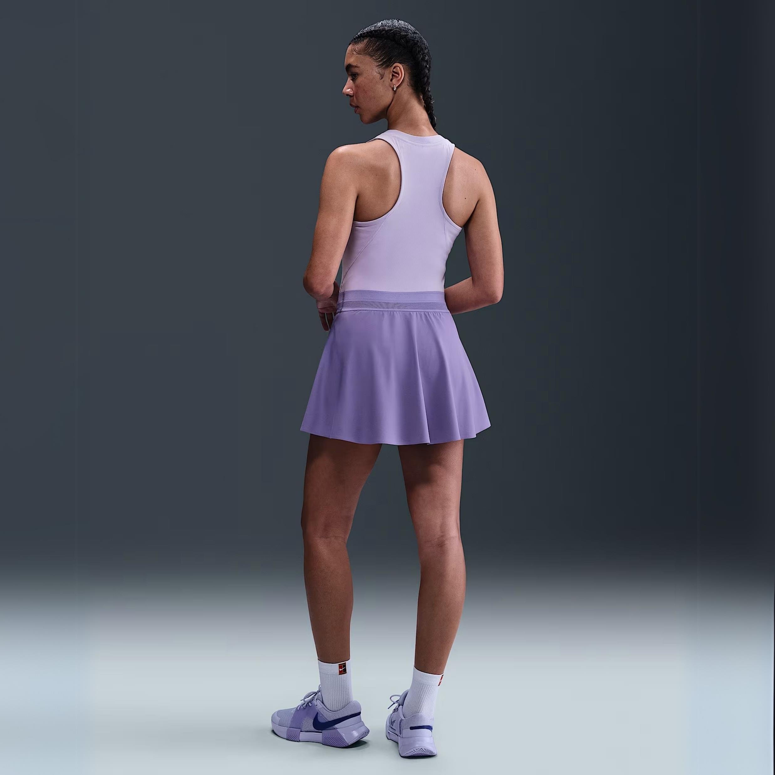 NikeCourt Advantage Dri-FIT Kadın Tenis Atleti 