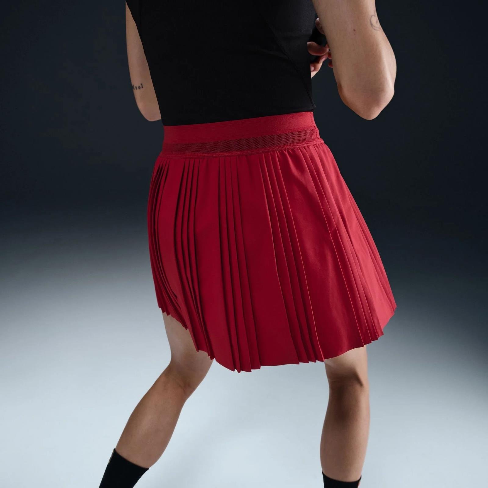 NikeCourt Advantage Dri-FIT Pileli Tenis Eteği - Kırmızı