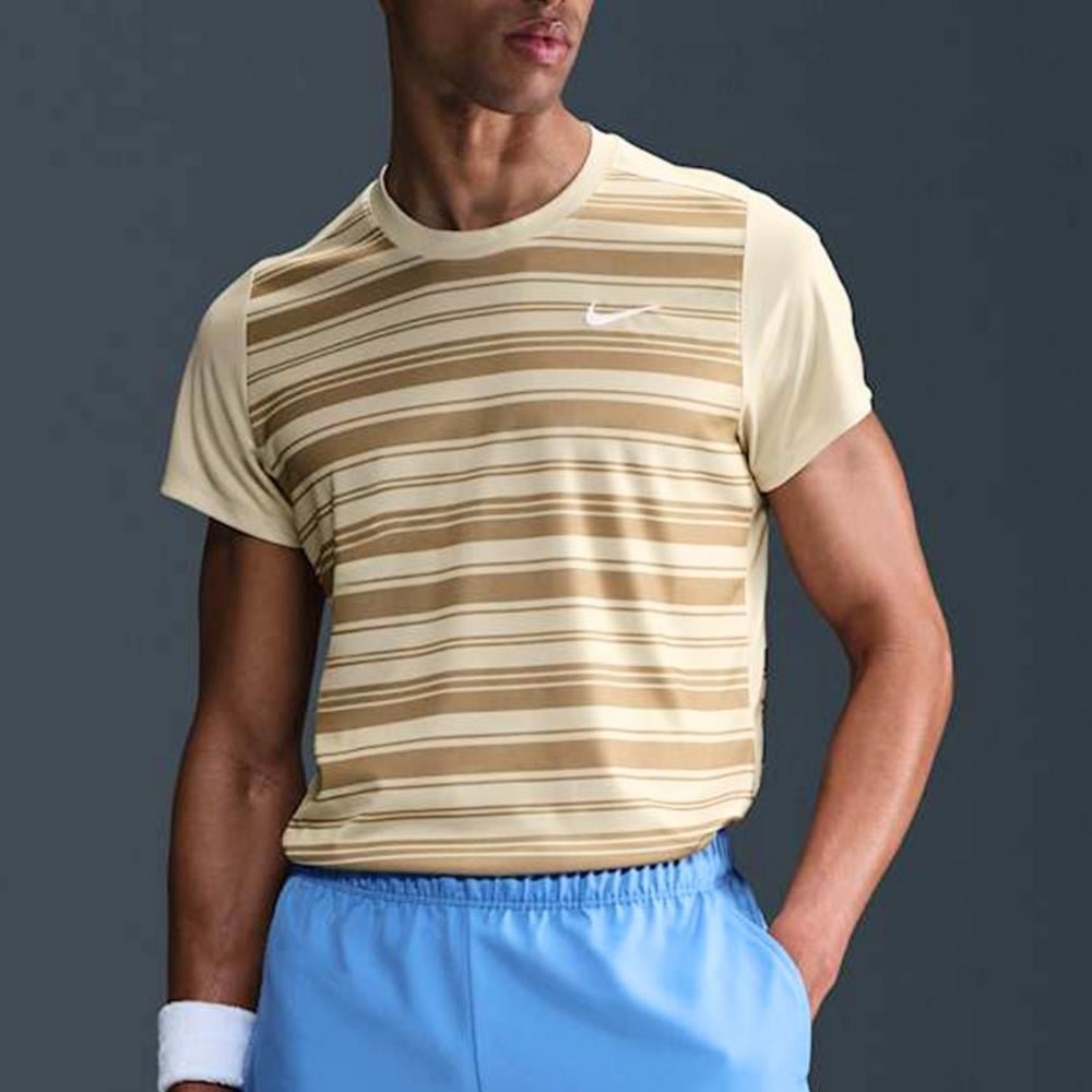 NikeCourt Dri-FIT Victory Tenis T-Shirt - Sarı