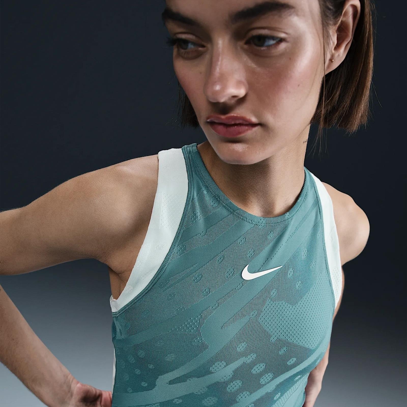 NikeCourt Slam Dri-FIT Tenis Atleti