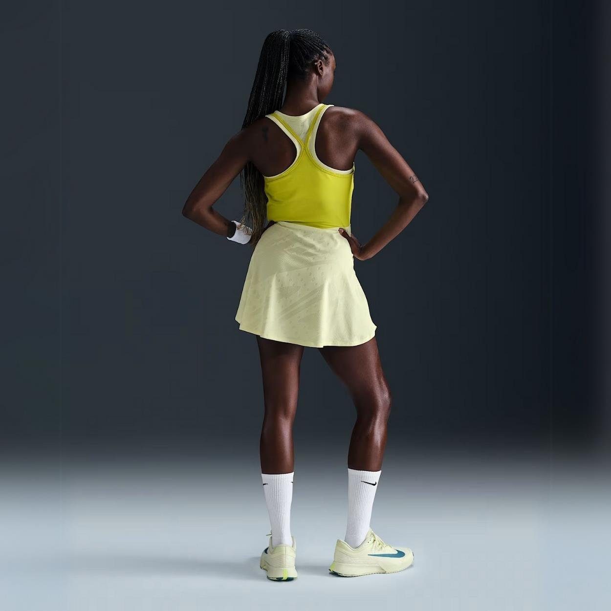 NikeCourt Slam Dri-FIT Tenis Elbisesi - Sarı