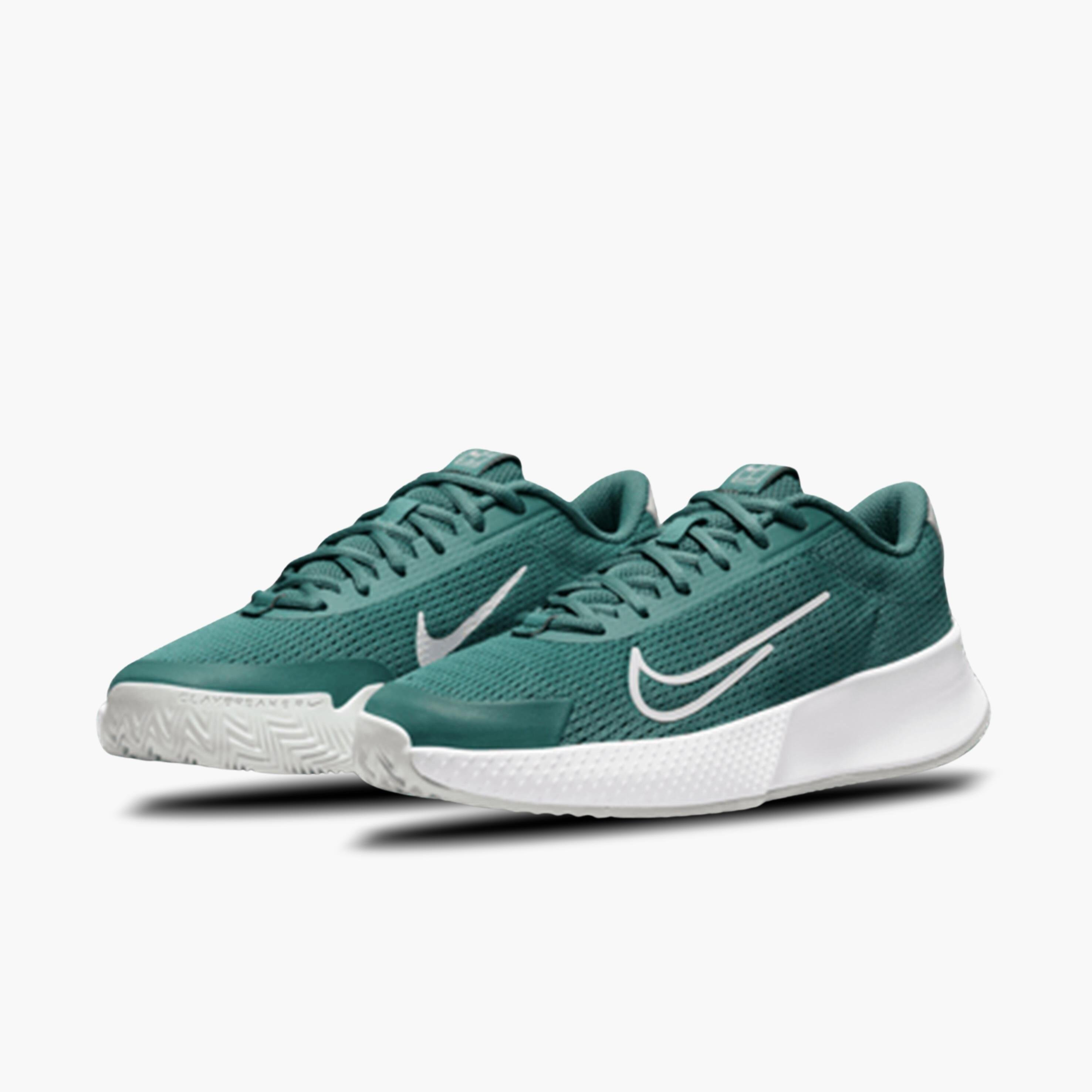 NikeCourt Vapor Lite 2 Toprak Tenis Ayakkabısı