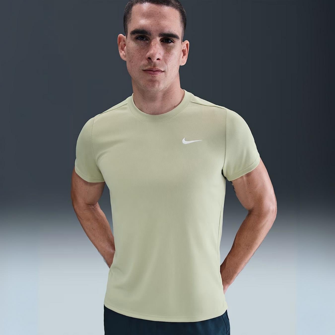 NikeCourt Victory Dri-FIT Tenis T-Shirt 