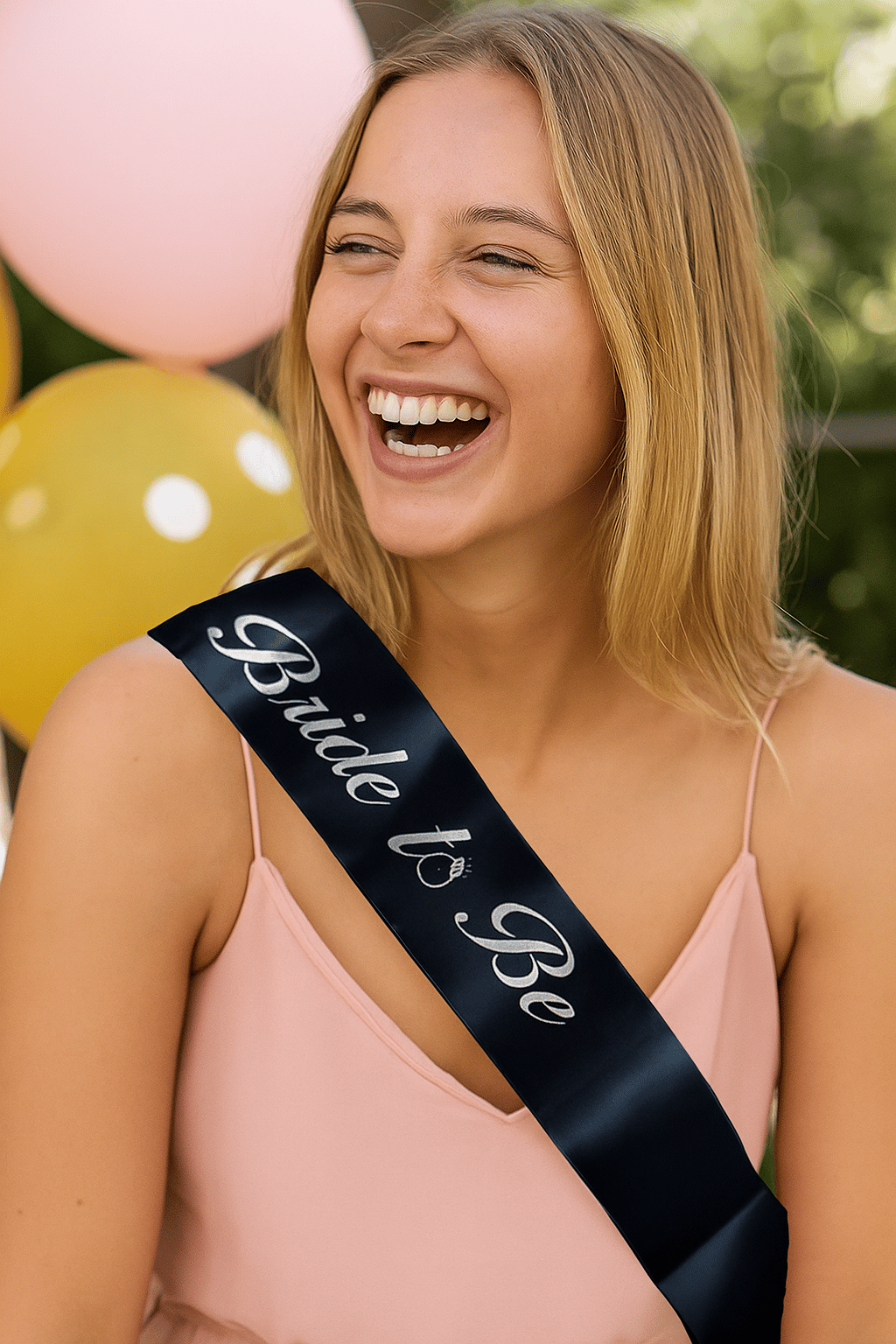 Bride To Be Bekarlığa Veda Kuşak Siyah saten Üstüne Yazı Gümüş 