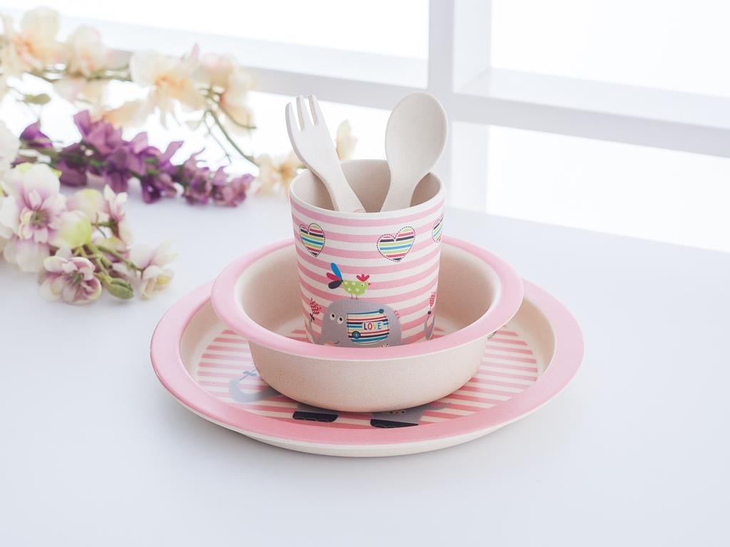 Andrea БЕБЕШКИ КОМПЛЕКТ ЗА Купичка чиния чаша вилица лъжица Бамбук . Pink