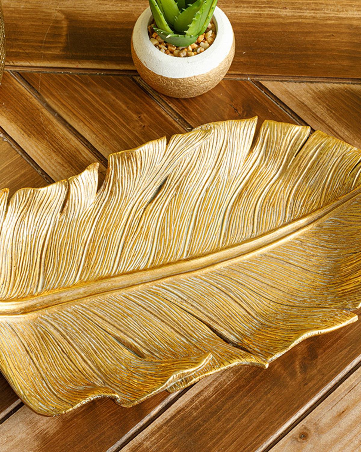 Banana Leaf Декоративна Чиния 13x25.4x2.3 см Златен